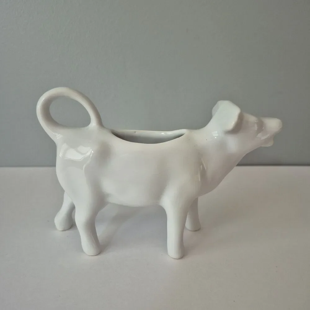 White Vintage Ceramic Cow Creamer with Handle 5 x 7 IN Farmhouse Country Decor